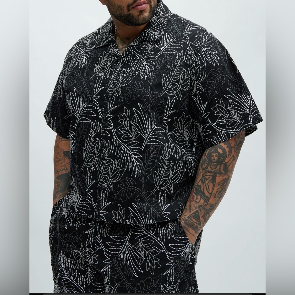Come Thru Embroidery Shirt - Black/combo